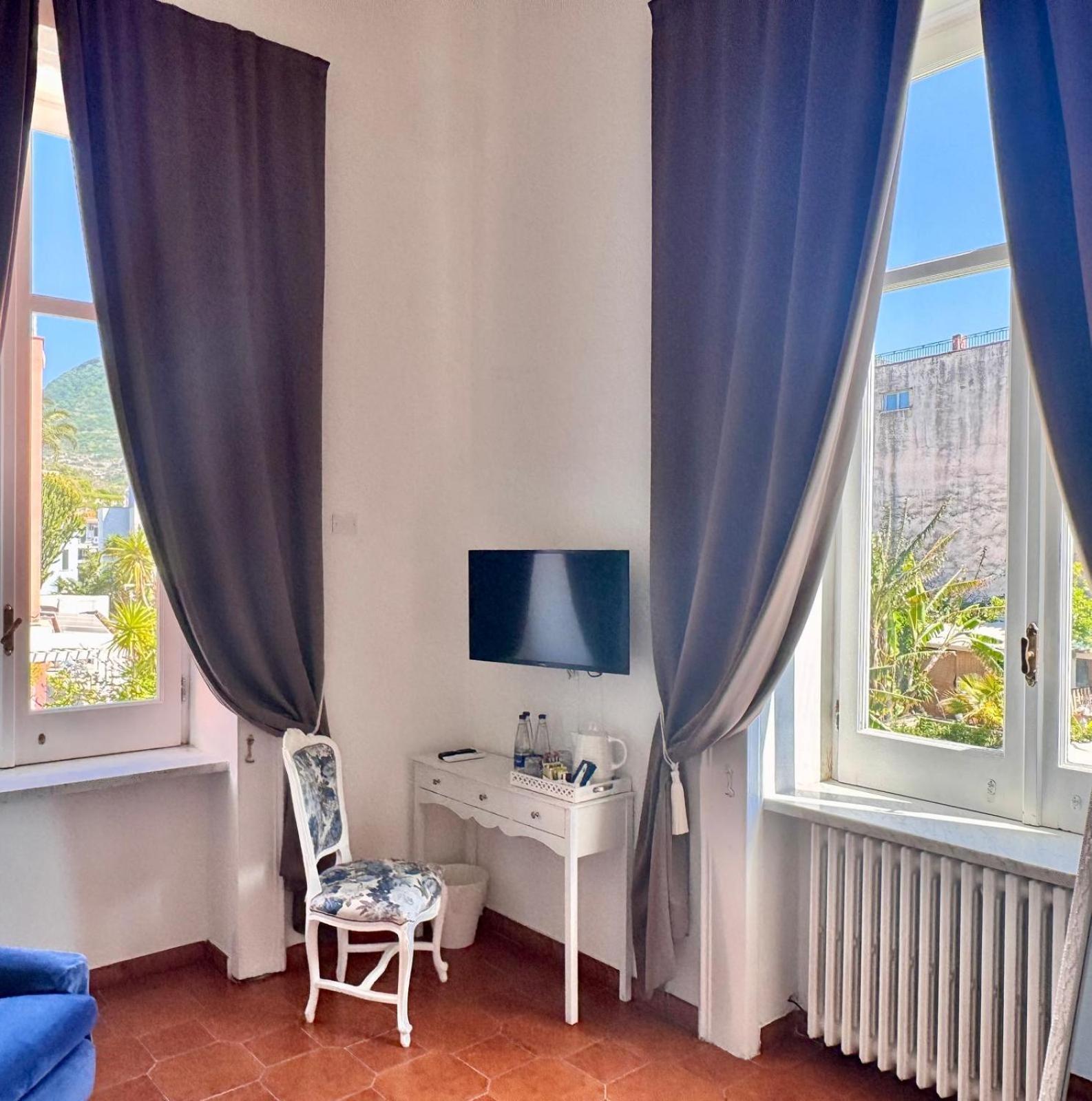 Palazzo Bonaventura 1906 Bed & Breakfast Forio  Luaran gambar